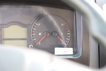 �������� ��ʿM1 �¸��� 142���� 4.15�׵��������ῨͼƬ