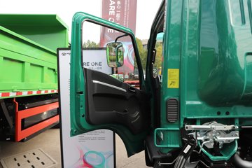 �������� ��ʿM1 �¸��� 142���� 4.15�׵��������ῨͼƬ