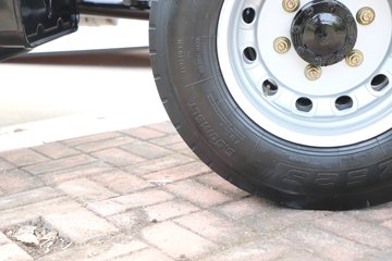 �������� ��ʿM1 �¸��� 142���� 4.15�׵��������ῨͼƬ