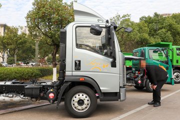 �������� ţ������ 155���� 4.15��AMT�Զ������Ų�դʽ�ῨͼƬ