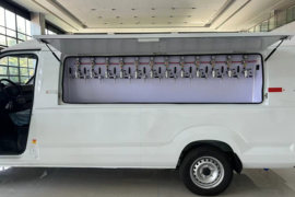 申龙&nbsp;电动封闭厢货驾驶室图片