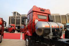 一汽解放 J6G 480马力 6X4 LNG牵引车