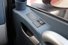 解放JH6&nbsp;爆破器材运输车驾驶室图片