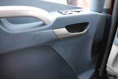 青岛解放 JH6 350马力 6X2 9.4米爆炸品运输车(百捷牌)