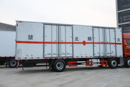 解放JH6&nbsp;爆破器材运输车上装图片