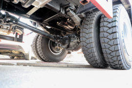 勇士M3&nbsp;自卸车底盘                                                图片