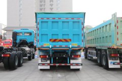 陕汽重卡 龙骁 菁英版 530马力 8X4 7.6米CNG自卸车