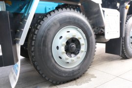 龙骁&nbsp;自卸车底盘                                                图片