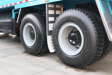 �����ؿ� ���� ݼӢ�� 530���� 8X4 7.6��CNG��ж��ͼƬ