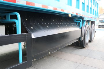 �����ؿ� ���� ݼӢ�� 530���� 8X4 7.6��CNG��ж��ͼƬ