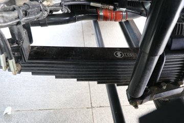 �����ؿ� ���� ݼӢ�� 530���� 8X4 7.6��CNG��ж��ͼƬ