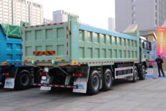 陕汽德龙X5000E 8X4 8.6米纯电动自卸车 400.61kWh
