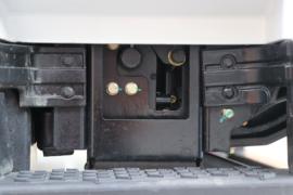 陕汽重卡底盘&nbsp;混凝土搅拌车外观                                                图片