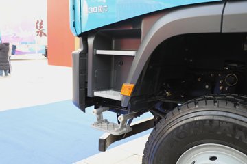 ؿ X5000 ݼӢ 630 8X4 8.6LNGжͼƬ
