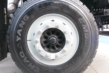 �����ؿ� ����X5000 ݼӢ�� 630���� 8X4 8.6��LNG��ж��ͼƬ