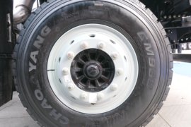 德龙X5000&nbsp;自卸车底盘                                                图片