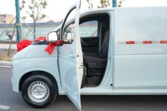 东风 睿立达V8E 2座 5.27米纯电动封闭货车 中创新航41.86kWh