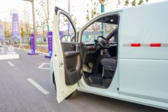 东风 睿立达V8E 2座 5.27米纯电动封闭货车 中创新航41.86kWh