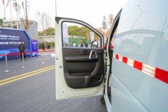 东风 睿立达V8E 2座 5.27米纯电动封闭货车 中创新航41.86kWh