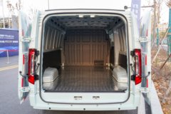 东风 睿立达V8E 2座 5.27米纯电动封闭货车 中创新航41.86kWh