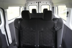 中国重汽 先锋官V 2024款 线路版 160马力 2.0T柴油 7座自动 中轴中顶轻客