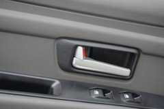 飞碟EV5 4.5T 4.15米单排纯电动栏板轻卡81.87kWh