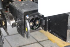 飞碟EV5 4.5T 4.15米单排纯电动栏板轻卡81.87kWh