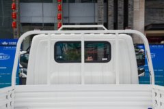 飞碟EV5 4.5T 4.15米单排纯电动栏板轻卡81.87kWh