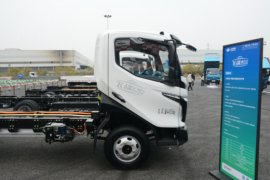 飞碟EW7&nbsp;电动冷藏车外观图片