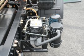 飞碟EW7&nbsp;电动冷藏车底盘图片