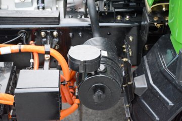 �ɵ�����Դ ��ţ ���綯 4X2 3.08�׵�����ж�� ����109.2kWhͼƬ
