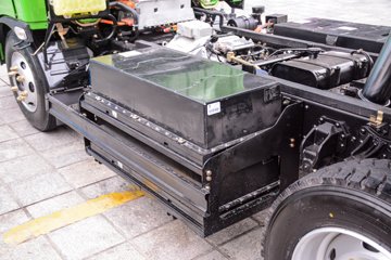 �ɵ�����Դ ��ţ ���綯 4X2 3.08�׵�����ж�� ����109.2kWhͼƬ