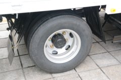飞碟EW7 4.5T 4.18米单排纯电动仓栅式轻卡131.98kWh