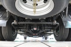 飞碟EW7 4.5T 4.18米单排纯电动仓栅式轻卡131.98kWh