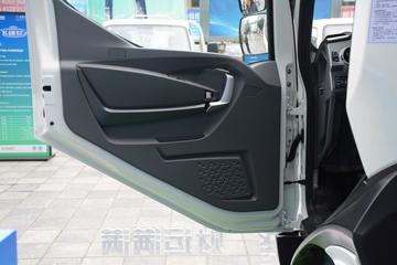 飞碟漫天飞&nbsp;电动载货车内饰图片