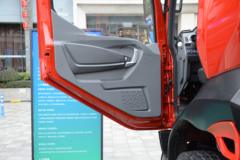 飞碟 金牛WX7 220马力 4X2 5.8米自卸车