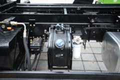 飞碟 金牛WX7 220马力 4X2 5.8米自卸车