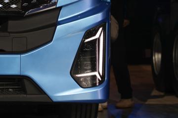 ŷ������5 9.9L���� 480���� 6X4 ��ʿ��12�� ǣ����ͼƬ