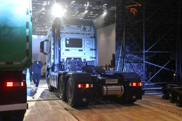 ŷ������5 9.9L���� 480���� 6X4 ��ʿ��12�� ǣ����ͼƬ