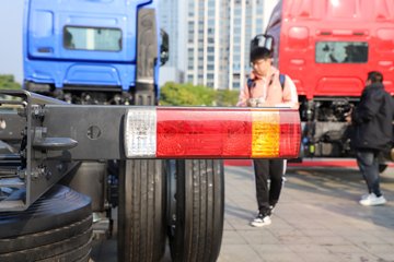 H7pro 13.5L 630 8X4 ʿ12 AMTԶ 9.47ŰդʽػͼƬ