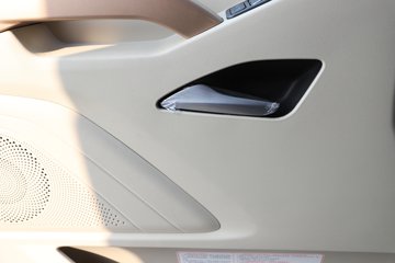 ������������H7pro 13.5L���� 630���� 8X4 ��ʿ��12�� AMT�Զ��� 9.47���Ű��դʽ�ػ���ͼƬ