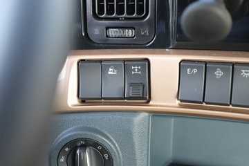 ������������H7pro 13.5L���� 630���� 8X4 ��ʿ��12�� AMT�Զ��� 9.47���Ű��դʽ�ػ���ͼƬ