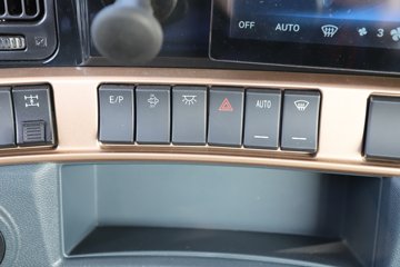 ������������H7pro 13.5L���� 630���� 8X4 ��ʿ��12�� AMT�Զ��� 9.47���Ű��դʽ�ػ���ͼƬ