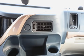 ������������H7pro 13.5L���� 630���� 8X4 ��ʿ��12�� AMT�Զ��� 9.47���Ű��դʽ�ػ���ͼƬ