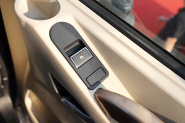 ������������H7pro 13.5L���� 630���� 8X4 ��ʿ��12�� AMT�Զ��� 9.47���Ű��դʽ�ػ���ͼƬ