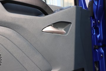 ������������M3V 4.5L���� 260���� 4X2 ��ʿ��8�� ��ɲ 6.8���Ű��դʽ�ػ���ͼƬ