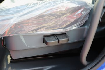 ������������M3V 4.5L���� 260���� 4X2 ��ʿ��8�� ��ɲ 6.8���Ű��դʽ�ػ���ͼƬ