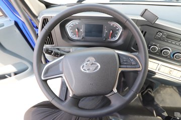 ������������M3V 4.5L���� 260���� 4X2 ��ʿ��8�� ��ɲ 6.8���Ű��դʽ�ػ���ͼƬ