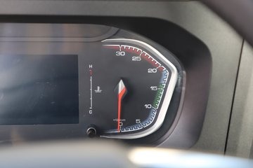 ������������M3V 4.5L���� 260���� 4X2 ��ʿ��8�� ��ɲ 6.8���Ű��դʽ�ػ���ͼƬ