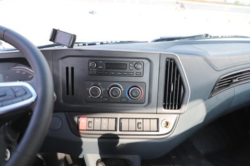 ������������M3V 4.5L���� 260���� 4X2 ��ʿ��8�� ��ɲ 6.8���Ű��դʽ�ػ���ͼƬ